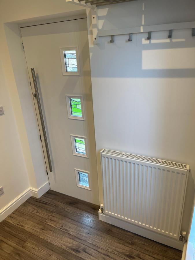 Palm House Apartment Widnes Bagian luar foto